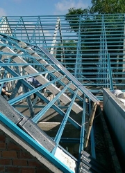 NHÀ ANH TRUNG Ở DẦU TIẾNG BÌNH DƯƠNG.