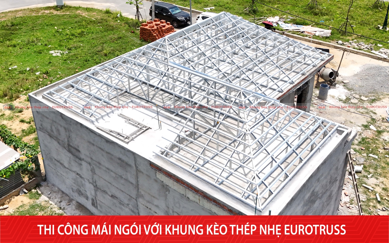 Tiến độ thi công mái ngói tại Bình Định – Hoàn thiện khung kèo thép nhẹ